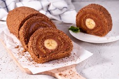 KAKAO ROLAT SA BANANAMA SMAŽE SE U TRENU Desert koji ćete obožavati