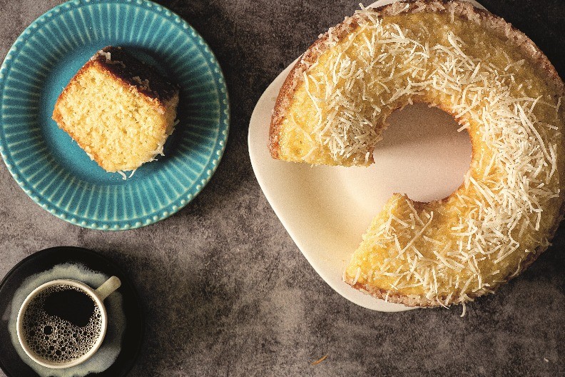 KUGLOF SA KOKOSOM ZA LEPO VREME Niko ne ostaje na jednom parčetu