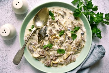 PILETINA STROGANOV GREJE DUŠU I TELO Zbog mirisa komšije same dolaze