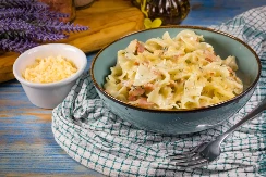 FLEKICE SA KISELIM KUPUSOM I KOBASICAMA Jednostavne, a sočne 