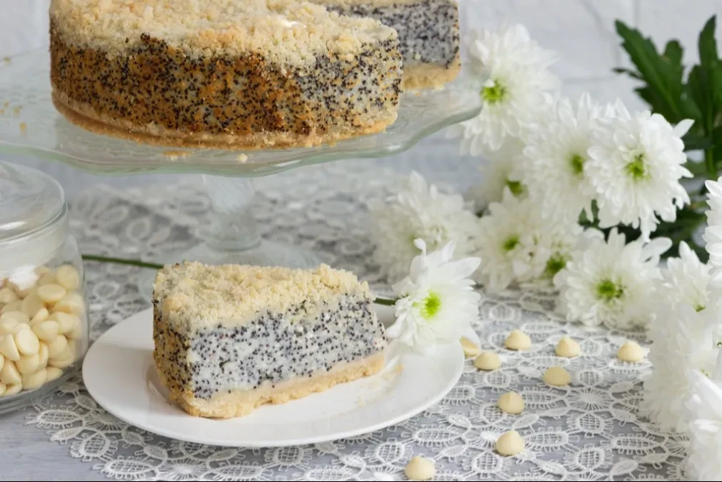 BRZI KOLAČ SA MAKOM I BELOM ČOKOLADOM Prosto se topi u ustima