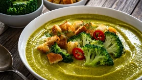 MIRISNI PROLEĆNI POTAŽ BUDI SVA ČULA Ovako sočan sigurno niste jeli