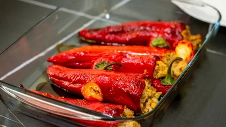 POSNE SUVE PAPRIKE PUNJENE POVRĆEM Pojedu se čim se postave