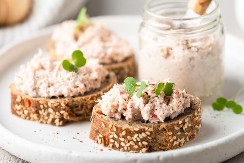 POSNA PAŠTETA ZA BRZI DORUČAK Ukućani će stajati u redu za još