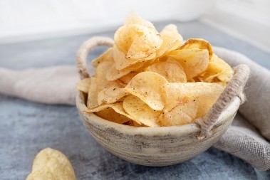 DOMAĆI ČIPS IZ MIKROTALASNE Mnogo zdraviji, a gotov brzinom svetlosti