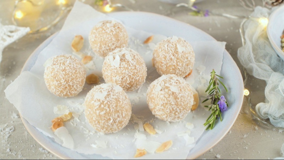 SLATKE KUGLICE OD KEKSA I KOKOSA Klasik koji nikada ne izlazi iz mode