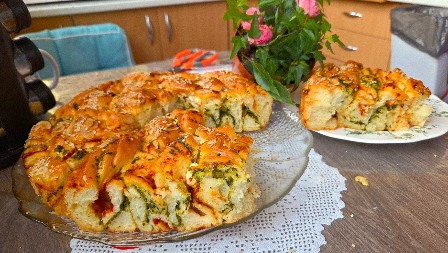 SVEČANA ŠARENA POGAČA SA KANALA BAKINA KUHINJA Prava starinska