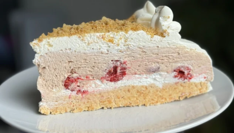 TORTA LENJA ŽENA BUDI NOSTALGIJU Baš ovako su je pravile domaćice nekada