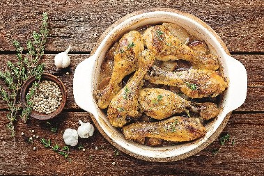 GRČKI BATACI I MEKANI I SOČNI Masline im daju dodatni šmek i ukus 