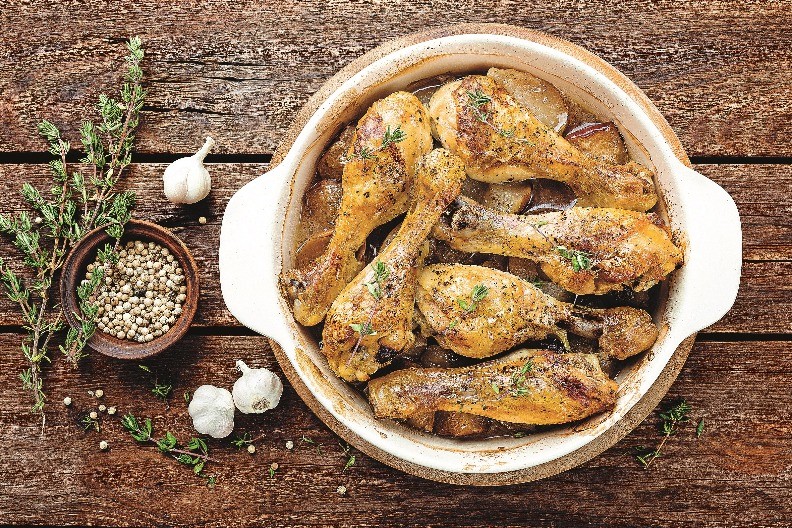 GRČKI BATACI I MEKANI I SOČNI Masline im daju dodatni šmek i ukus 