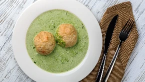 SPANAĆ SA ĆUFTAMA ZA ONE KOJI MRSE Kao iz kafane