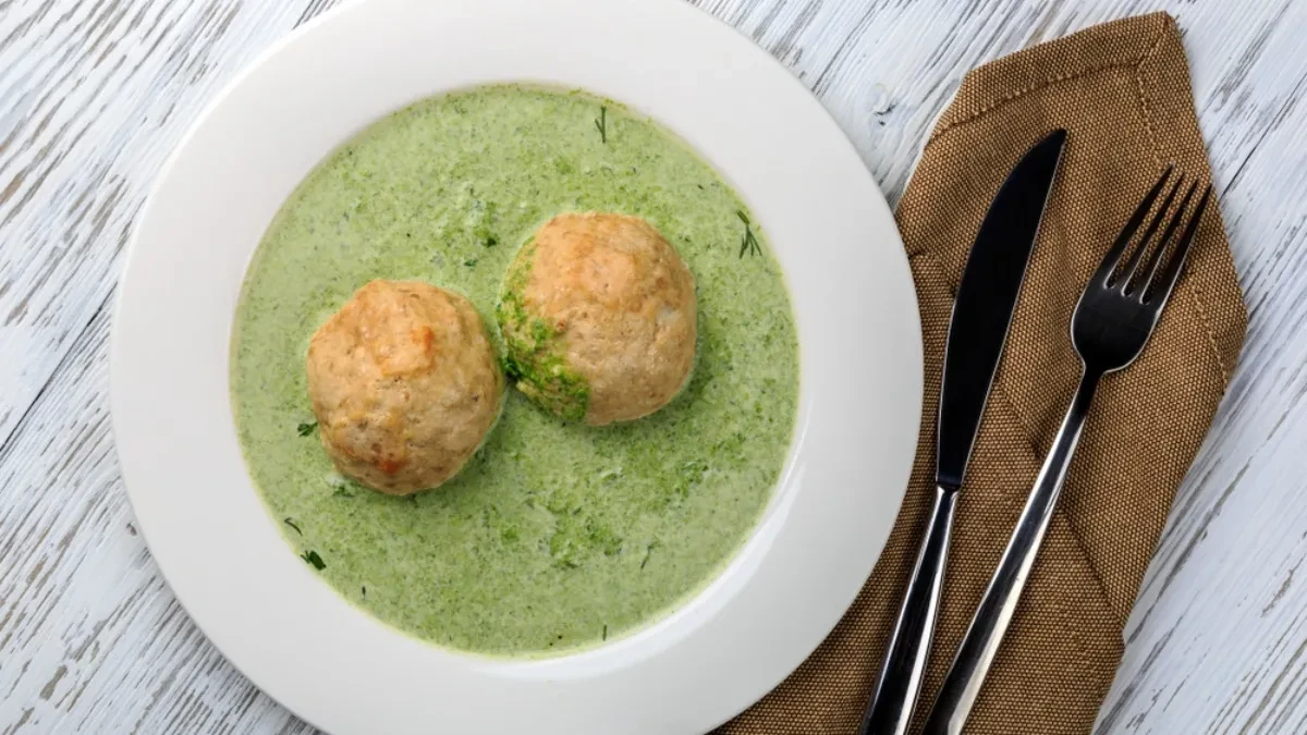 SPANAĆ SA ĆUFTAMA ZA ONE KOJI MRSE Kao iz kafane