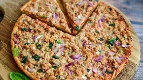 POSNA PICA SA TUNJEVINOM Hrskava i slasna, kao iz restorana,