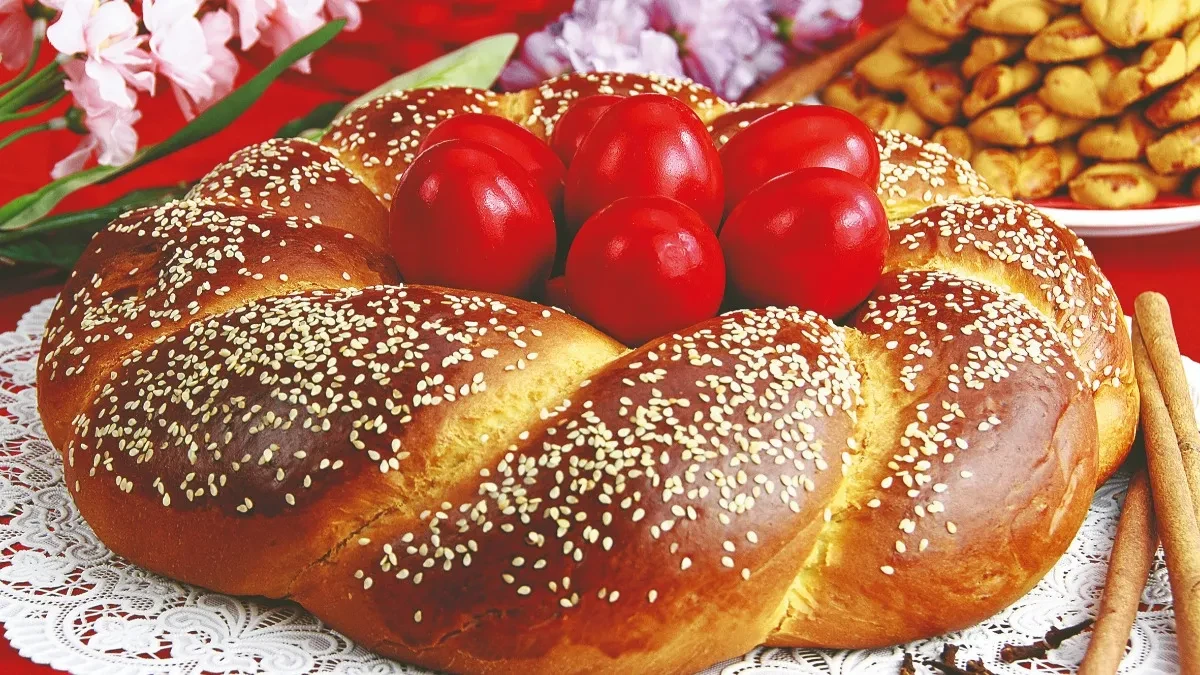 USKRŠNJA POGAČA SE TOPI U USTIMA Mekana, vazdušasta i biće sveža danima