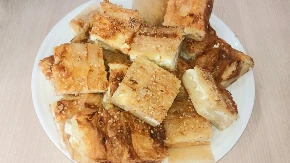 SOČNA PITA SA SIROM ZA LENJE DOMAĆICE A ukusa kao iz najboljeg restorana