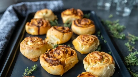 PUŽIĆI SA SIROM BRZI GONZALES Raskošni, spolja hrskavi, a mekani iznutra