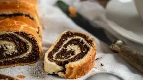 ŠTRUDLA SA ROGAČEM PUNA SOČNOG FILA I baka će vam tražiti recept i repete