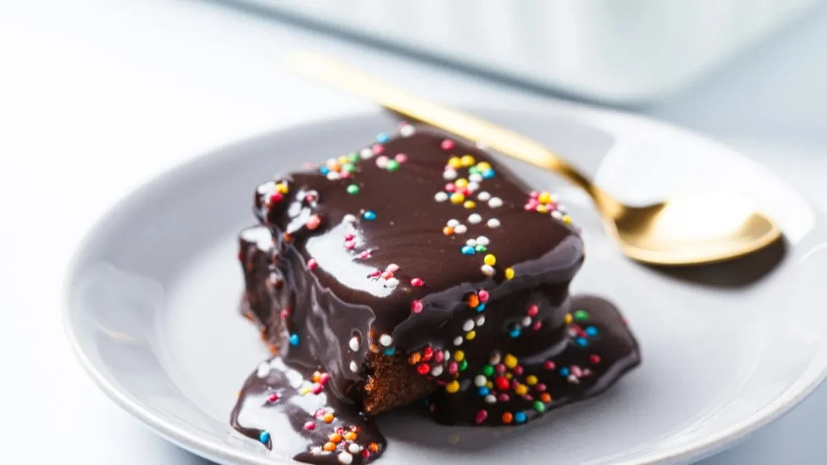 CRNAC BEZ JAJA ZA LENJE DOMAĆICE Pravi se nikad lakše, a jede nikad brže