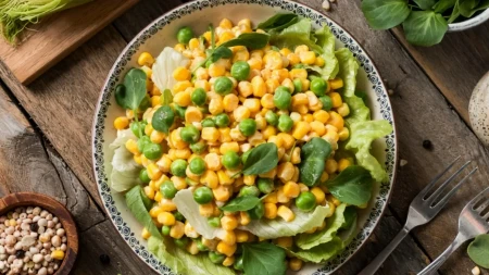 PROLEĆNA SALATA OD GRAŠKA OSVEŽAVA U TRENU A poenta je u ovom 1 sastojku