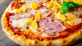 HAVAJI PICA SA ANANASOM DRUGAČIJA I SLASNA Za druženje sa prijateljima