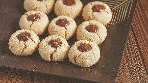 NAJLEPŠA LEŠNIK GNEZDA ZA USKRS Prave se maltene sama, a svi ih vole