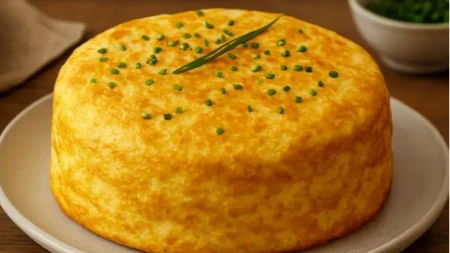 OVAKO RUSI PRAVE OMLET Zbog ovog sastojka ispadne kao penasti slani kolač