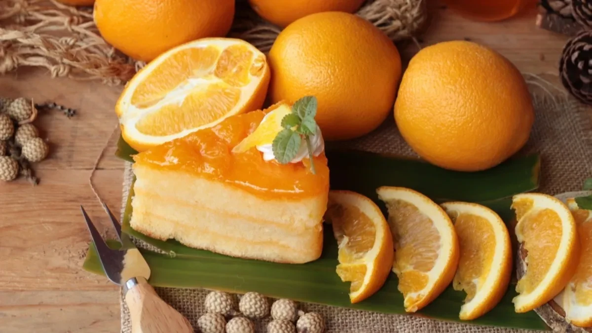 BRZI KOLAČ SA POMORANDŽOM OSVEŽAVA U TRENU A sve se samo pomeša i peče