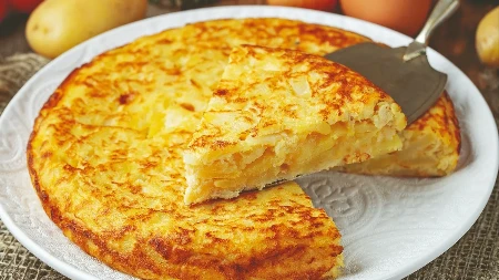 ŠPANSKI OMLET SA KROMPIRIĆIMA Imaćete energije za sve obaveze u danu