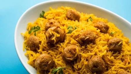 POSNI PILAV SA SOJINIM KOMADIĆIMA Jednostavno jelo koje ćete obožavati