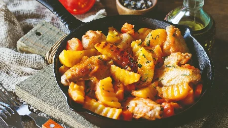 Krilca u kesi sa krompirom ukućani odmah smažu A meso se lepi za prste