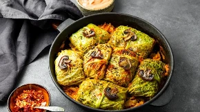 Posne sarme sa šampinjonima za Đurđevdan Glavno jelo sa kojim nema greške