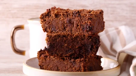 ČOKOLADNI KOLAČ NA VODI Sastojke već imate, a vole ga svi od 7 do 107 