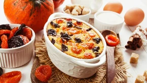 DRUGAČIJA MUSAKA SA SUVIM ŠLJIVAMA Jedan sastojak tera vodu na usta