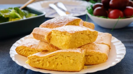 PROJA SA SIROM SAVRŠENA UZ JOGURT Ješćete je za doručak, ručak i večeru