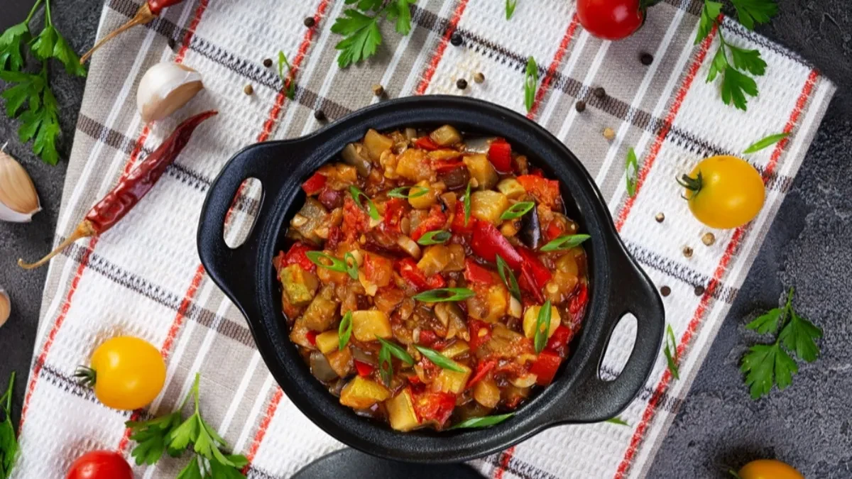 RECEPT SA HILANDARA ZA SOČNI PAPRIKAŠ Brzi ručak za nedelju strogog posta