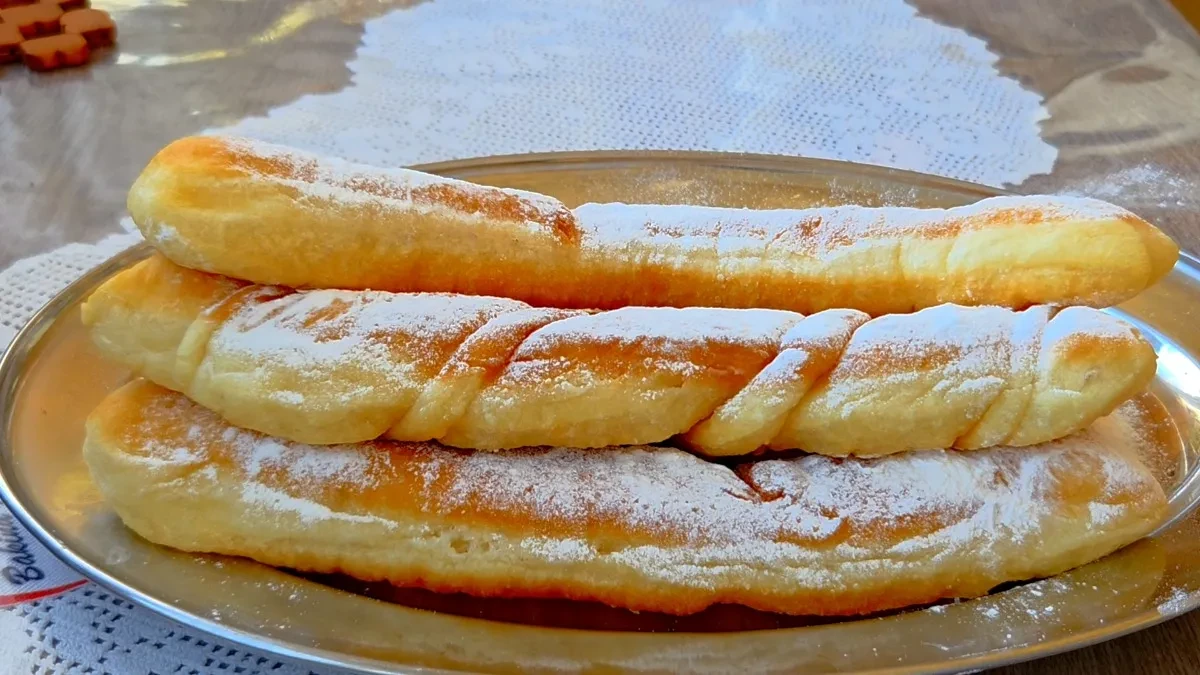 ŠTAPASTI UŠTIPCI SA KANALA BAKINA KUHINJA Pecivo od kog zamiriše cela kuća
