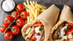 DONOSIMO VAM NAJBOLJI RECEPT ZA PILEĆI GIROS Meso je i hrskavo i sočno