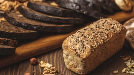 POSNI HLEB SA ČIA SEMENKAMA Zdrav, mirisan i biće savršen i sutra, i prekosutra