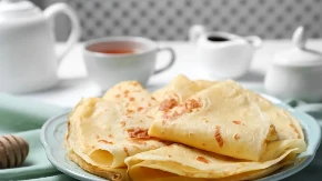 POSNE PALAČINKE NA VODI Odlično idu uz domaći džem od šljiva ili kajsija