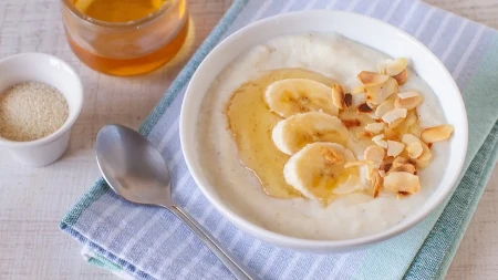 GRIZ SA BANANOM PODSEĆA NA DETINJSTVO Jeftin desert koji svi vole