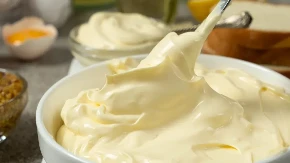 Domaći majonez sa jajima se pravi maltene sam: A odlično ide uz burgere i viršle