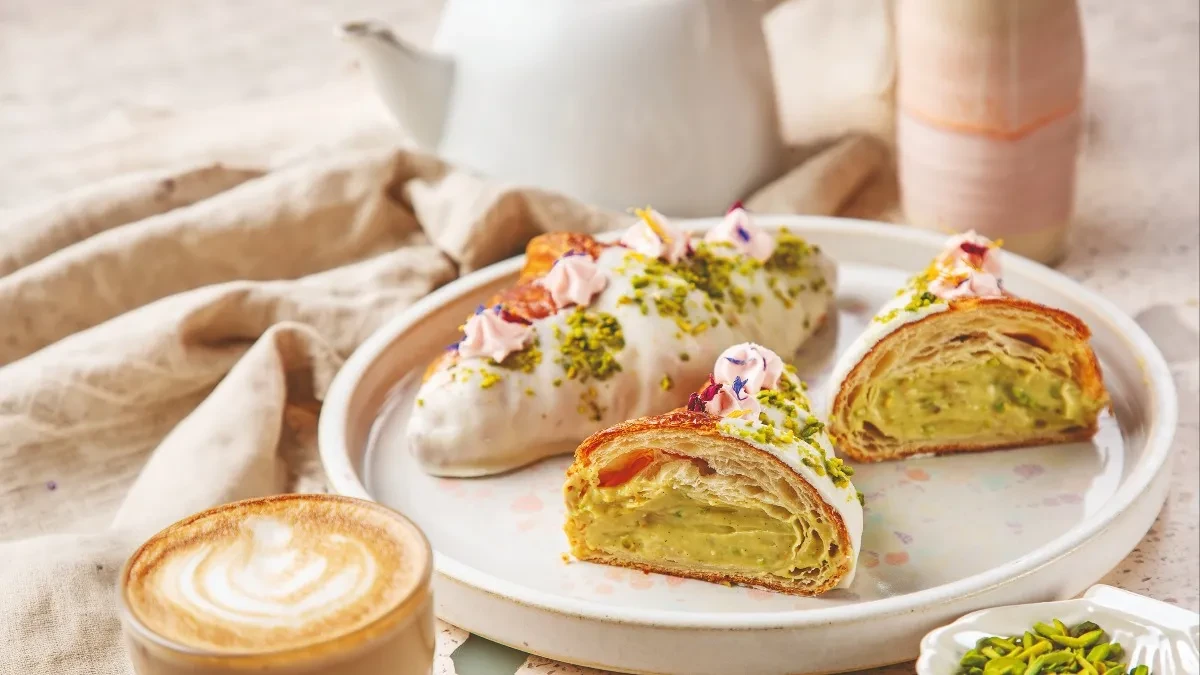 Kroasan sa pistaćima za lenje nedeljno jutro: Razbudiće vas uz šolju jake kafe