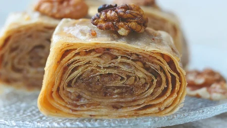 Praznični baklava rolat mami na parče više: Savršeno sočan, a nije previše sladak