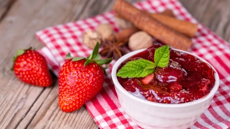 Slatko od jagoda po receptu bake iz Aranđelovca: Savršeno za palačinke i krofne