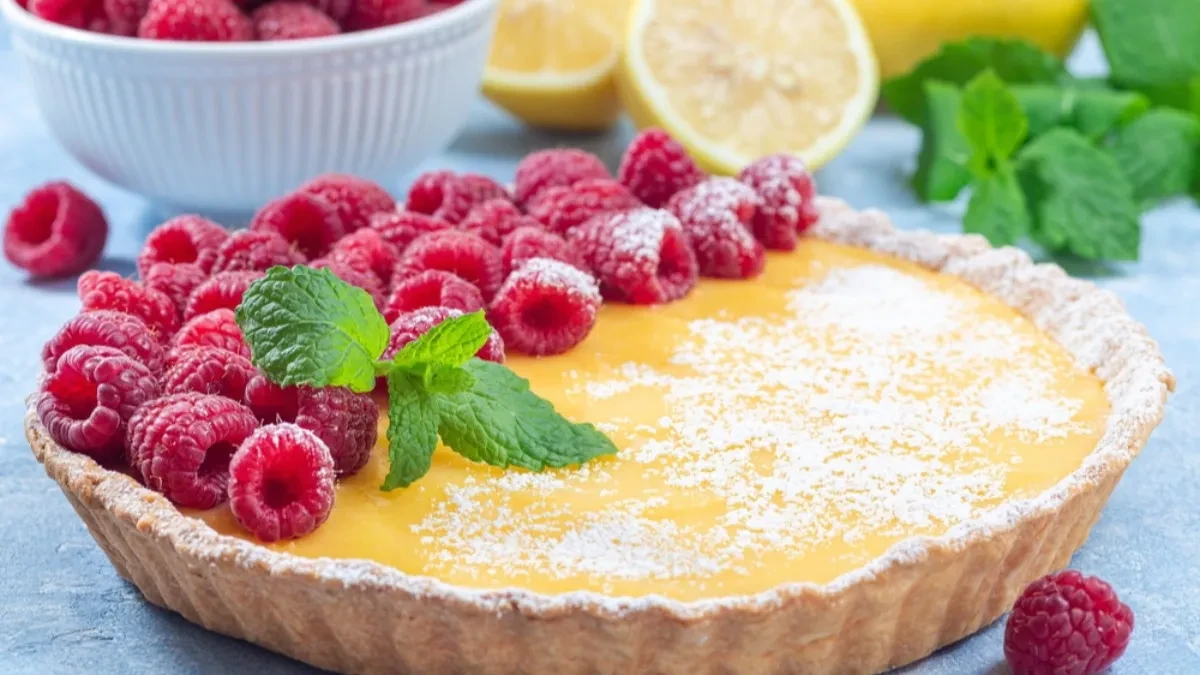 Limun tart savršen letnji kolač: Sladi i osvežava, a štedi trud i vreme
