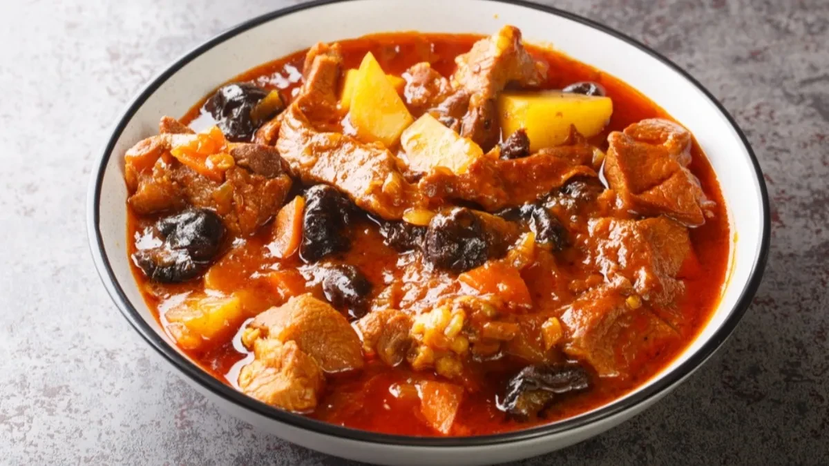 Ćureći gulaš ukusa kao iz najboljeg restorana: Ovaj sastojak mu daje taj šmek