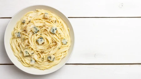 Plava pasta baš kako je prave u Italiji: Specijalitet koji ruši standarde dobrog ukusa