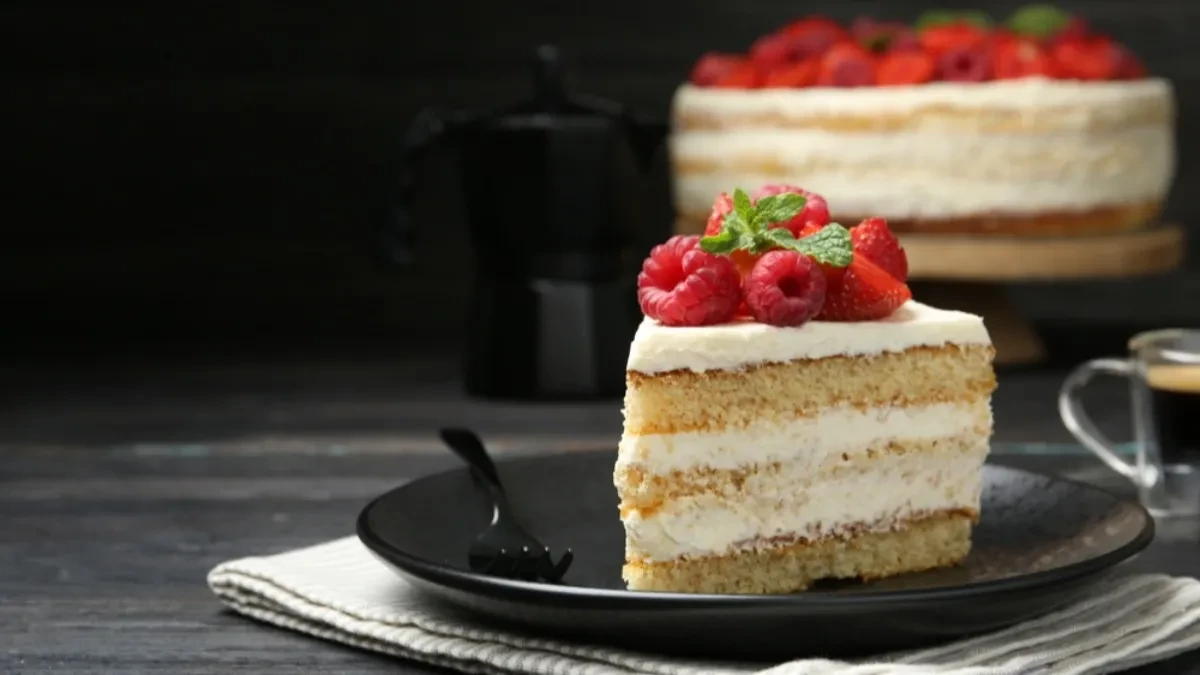 Vanila torta spaja zaljubljene: Poslastica koja hipnotiše od prvog trena