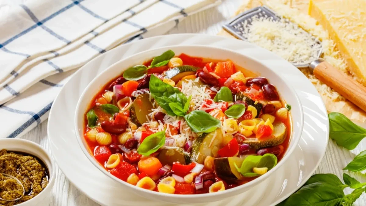 Minestrone čorba po receptu gospođe iz Italije: Okuplja porodicu za stolom