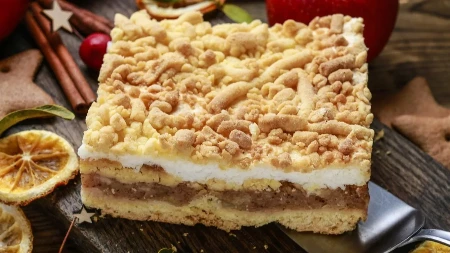 Starinska pita sa jabukama i suvim grožđem: Zbog mirisa komšije same dolaze